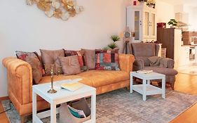Flexible Selfcheckins 70 / Arena / Garage / Bedroom/ New